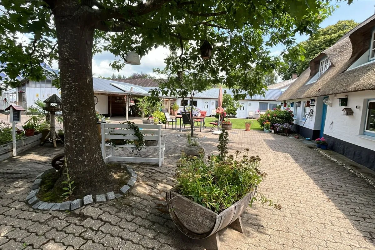 Innenhof und Garten des Storchennest